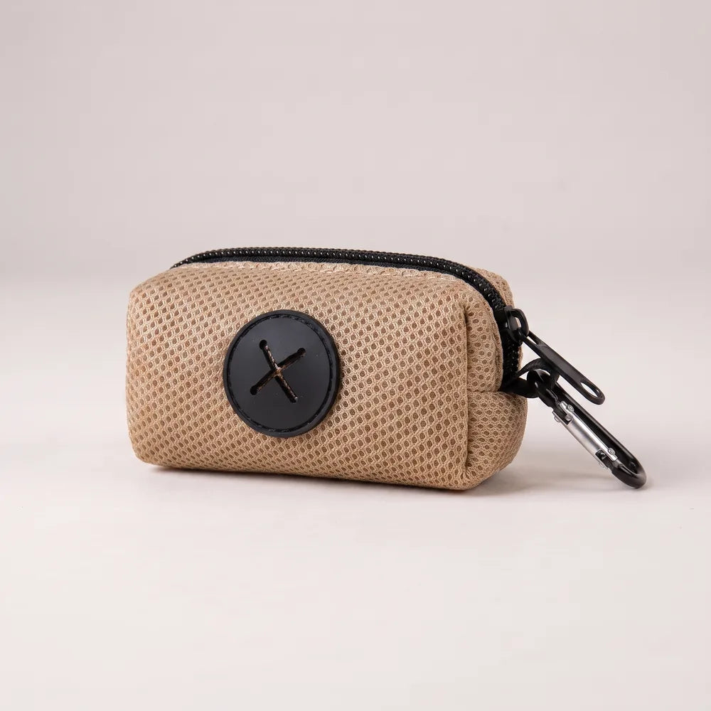 Distributeur de sac à crottes pour chien