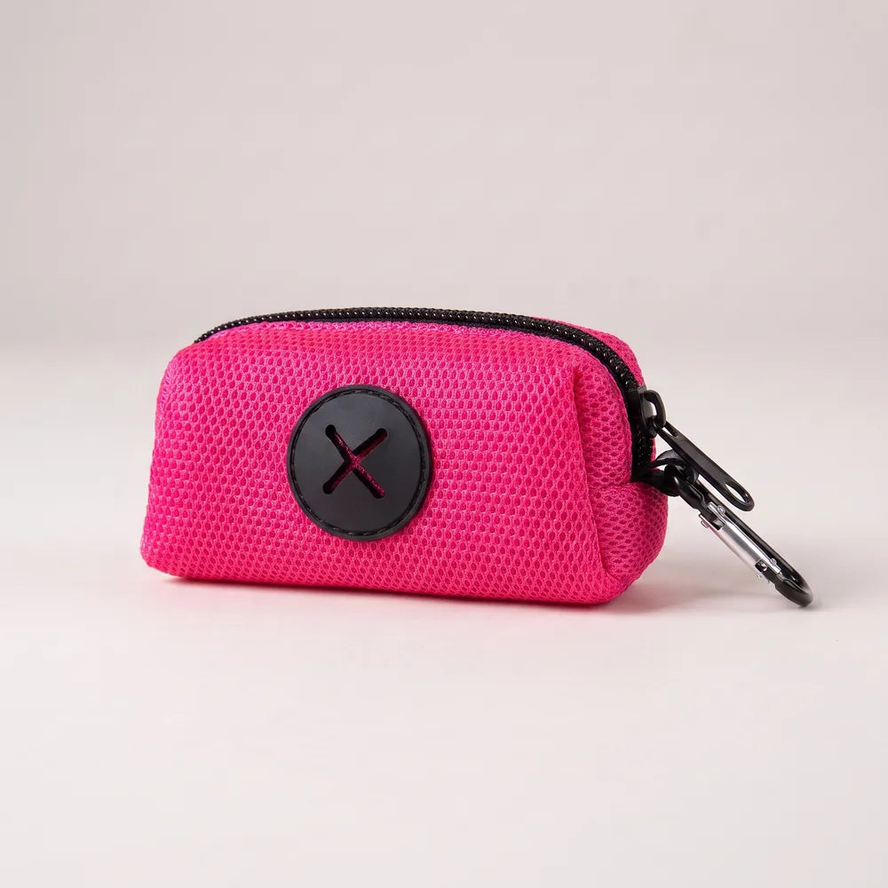 Distributeur de sac à crottes pour chien